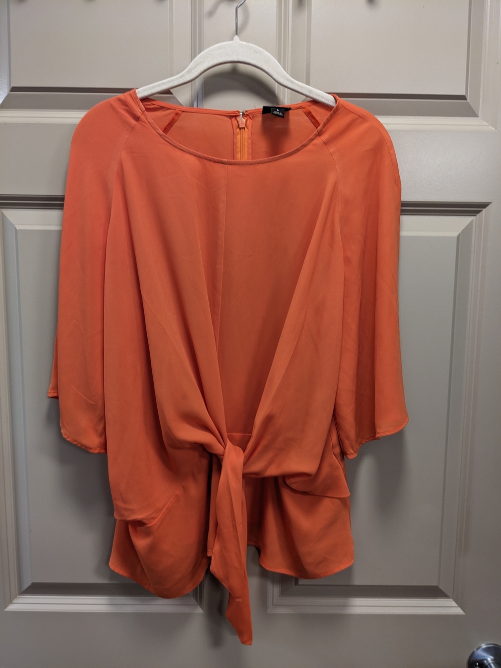 Worthington Flowy Orange Tie-Front Blouse Size Large